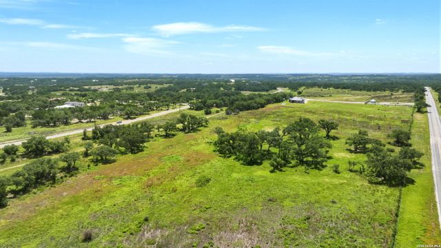 690 Windmill Ridge, Blanco, TX 78606