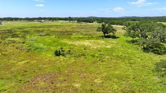 690 Windmill Ridge, Blanco, TX 78606