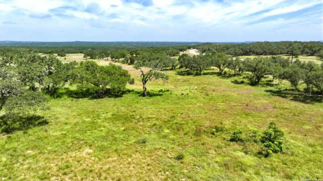 690 Windmill Ridge, Blanco, TX 78606