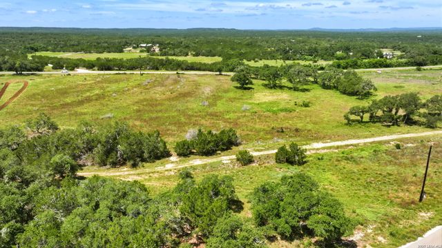 690 Windmill Ridge, Blanco, TX 78606