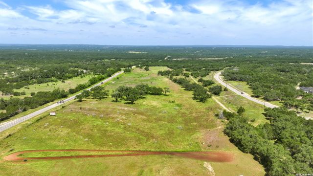 690 Windmill Ridge, Blanco, TX 78606