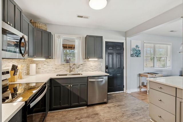 2931 Bolton Road, Charleston, SC 29414