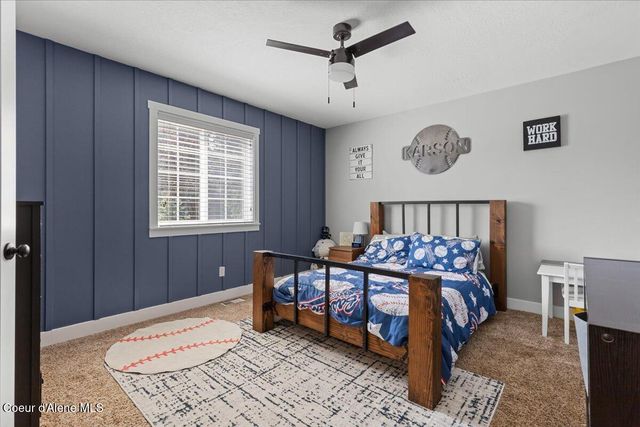 32595 N 1st AVE, Spirit Lake, ID 83869