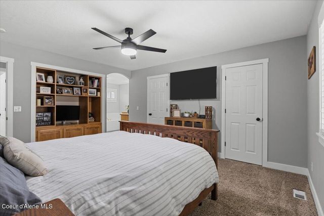 32595 N 1st AVE, Spirit Lake, ID 83869