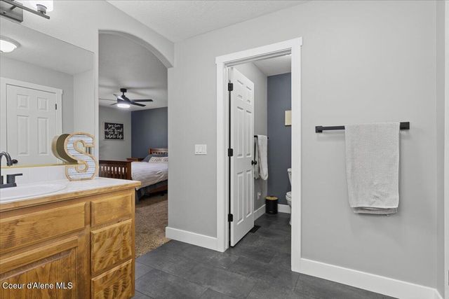 32595 N 1st AVE, Spirit Lake, ID 83869