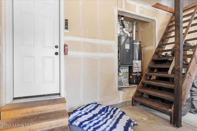 32595 N 1st AVE, Spirit Lake, ID 83869