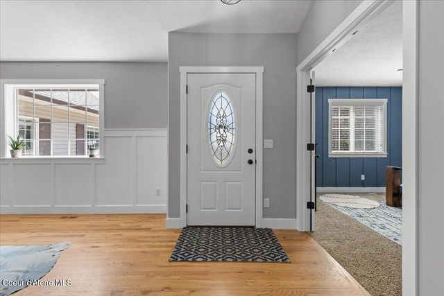 32595 N 1st AVE, Spirit Lake, ID 83869