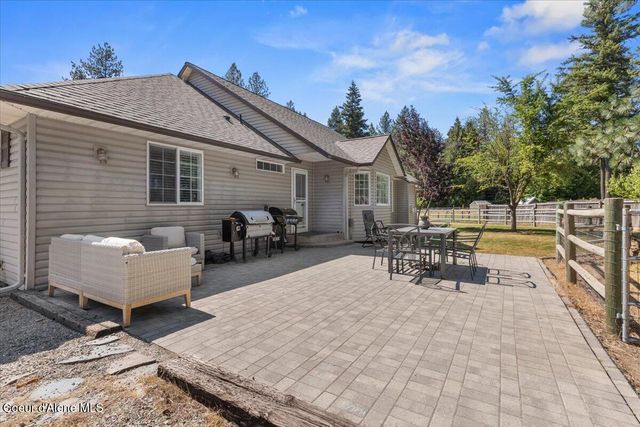 32595 N 1st AVE, Spirit Lake, ID 83869