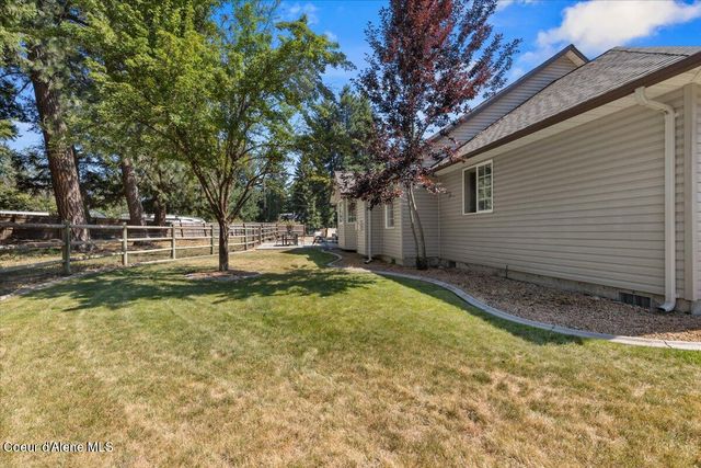 32595 N 1st AVE, Spirit Lake, ID 83869