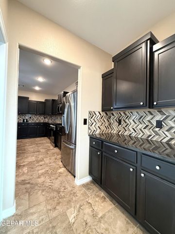 14525 Jaclyn Marie Street, El Paso, TX 79938