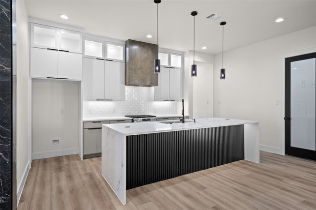 6511 Kemrock Drive, Dallas, TX 75241