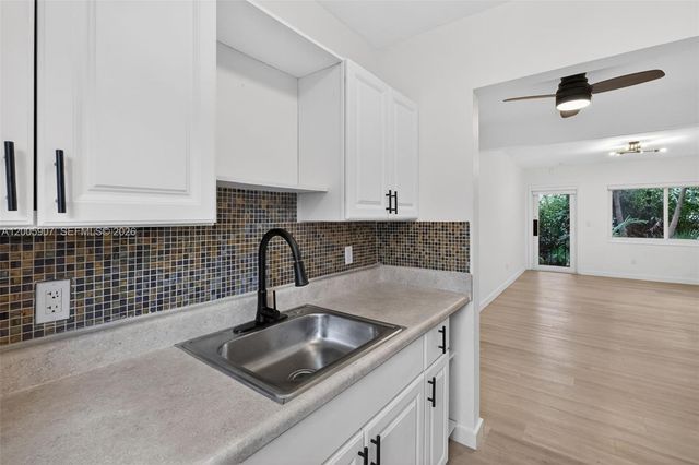 428 Collins Ave 5, Miami Beach, FL 33139