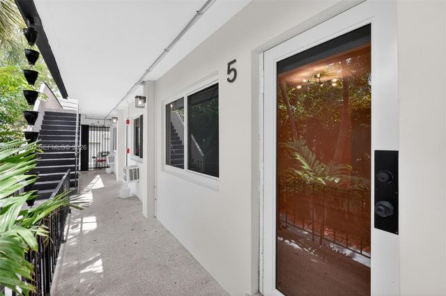 428 Collins Ave 5, Miami Beach, FL 33139