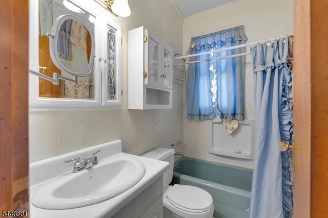 58 Piaget Ave, Clifton City, NJ 07011