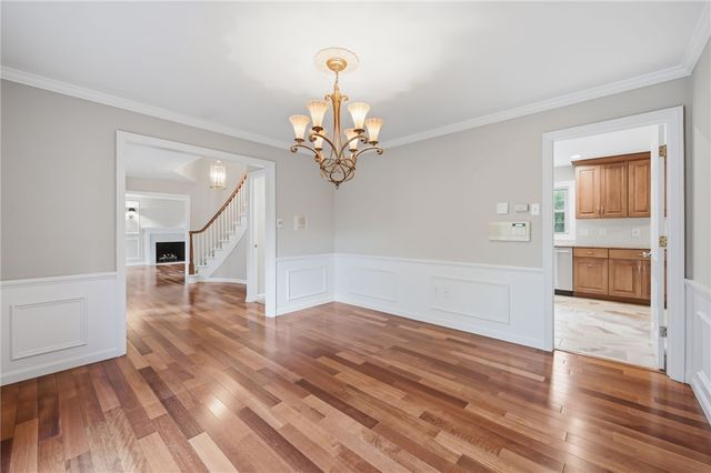 123 Windy Ghoul Dr, Brighton Twp, PA 15009
