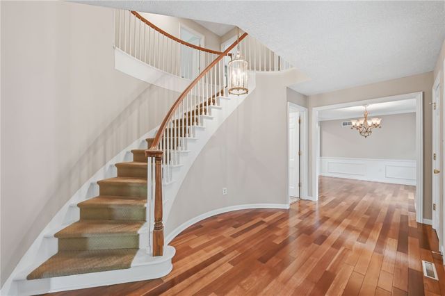 123 Windy Ghoul Dr, Brighton Twp, PA 15009