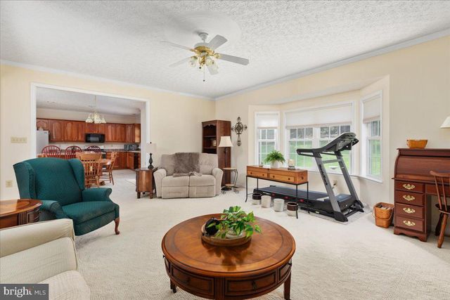 155 BUNCHBERRY RIDGE CT, Stephens City, VA 22655