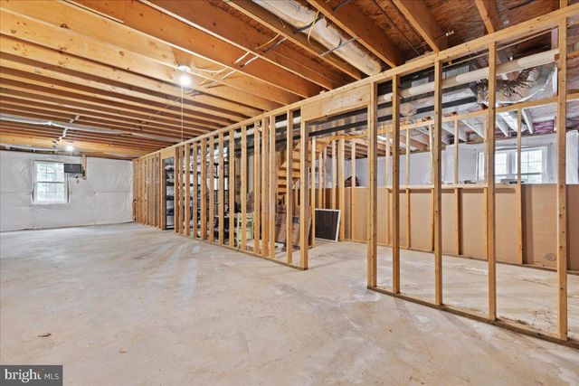 155 BUNCHBERRY RIDGE CT, Stephens City, VA 22655