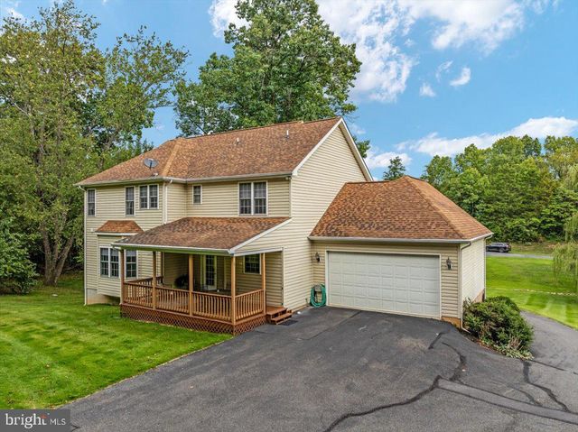 155 BUNCHBERRY RIDGE CT, Stephens City, VA 22655