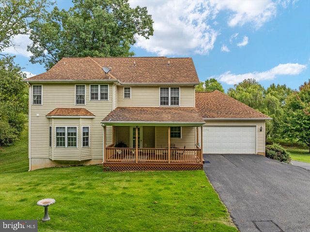 155 BUNCHBERRY RIDGE CT, Stephens City, VA 22655
