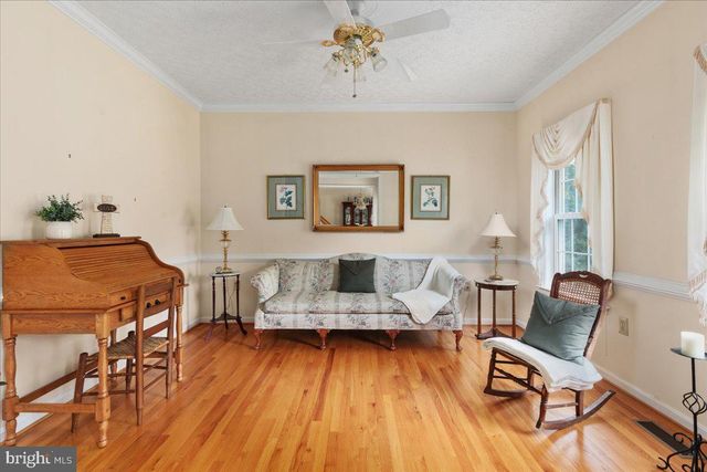 155 BUNCHBERRY RIDGE CT, Stephens City, VA 22655
