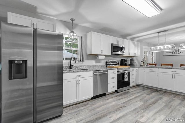 105 Friendship Road, Clanton, AL 35045