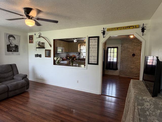 181 Swiss Rd, Hohenwald, TN 38462