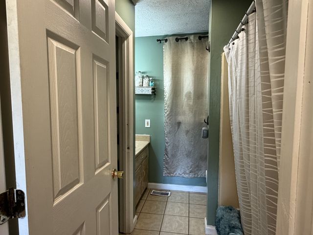 181 Swiss Rd, Hohenwald, TN 38462