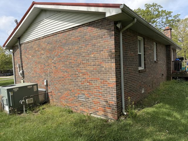 181 Swiss Rd, Hohenwald, TN 38462