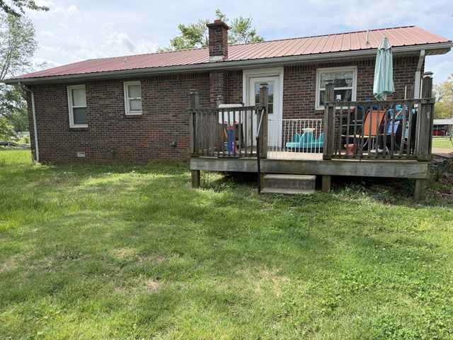 181 Swiss Rd, Hohenwald, TN 38462