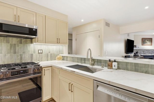 571 Artisan Road, Thousand Oaks, CA 91320