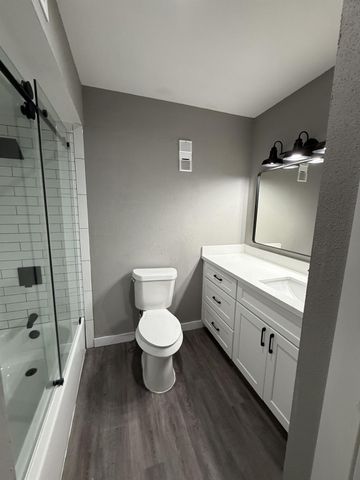 3300 Pebblebrook Drive 42, Seabrook, TX 77586