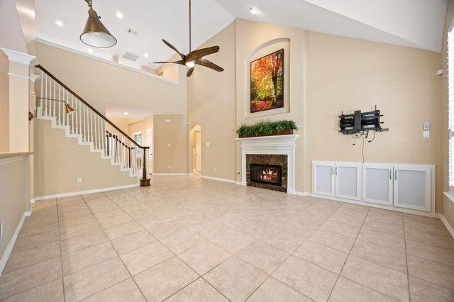 10 Latticeleaf Place, The Woodlands, TX 77382
