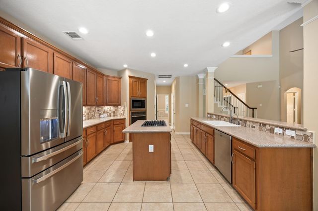 10 Latticeleaf Place, The Woodlands, TX 77382