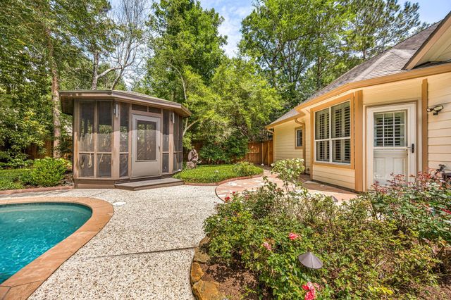 10 Latticeleaf Place, The Woodlands, TX 77382