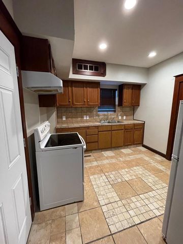 1014 Oak Street, Beloit, WI 53511