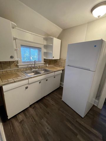 1014 Oak Street, Beloit, WI 53511