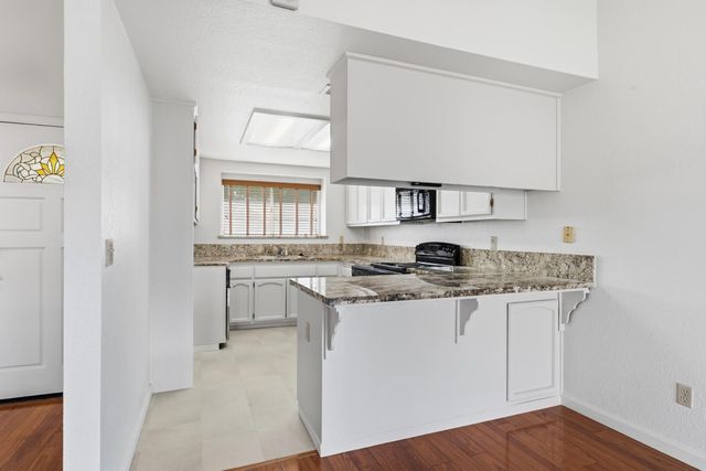 416 Mid Pines Way, Modesto, CA 95354