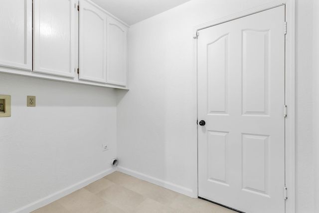 416 Mid Pines Way, Modesto, CA 95354