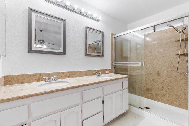 416 Mid Pines Way, Modesto, CA 95354