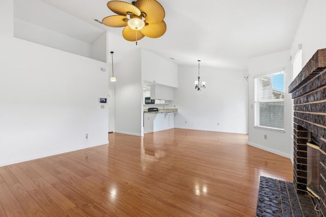 416 Mid Pines Way, Modesto, CA 95354