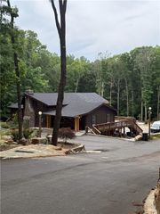2426 E Maddox Road, Buford, GA 30519