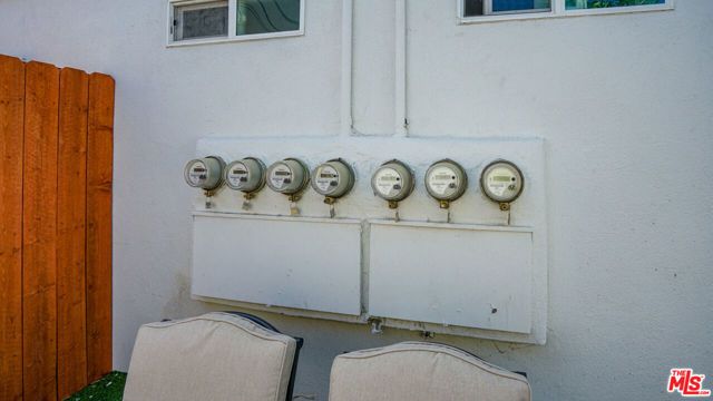 331 W Windsor Road, Glendale, CA 91204