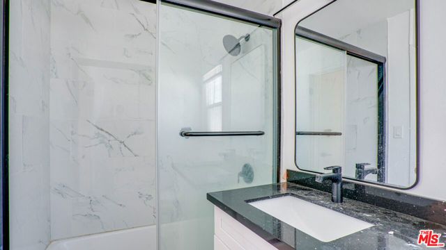 331 W Windsor Road, Glendale, CA 91204