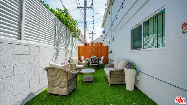 331 W Windsor Road, Glendale, CA 91204