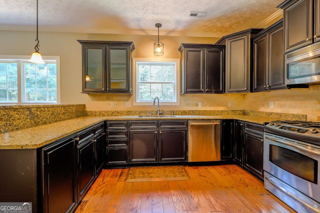 100 Chapman Oak Drive, Newnan, GA 30265