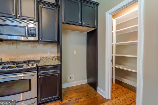 100 Chapman Oak Drive, Newnan, GA 30265