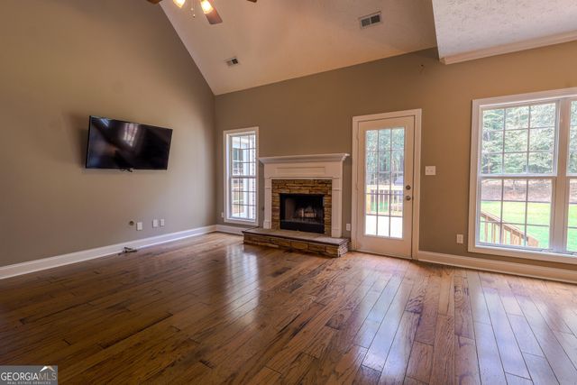 100 Chapman Oak Drive, Newnan, GA 30265