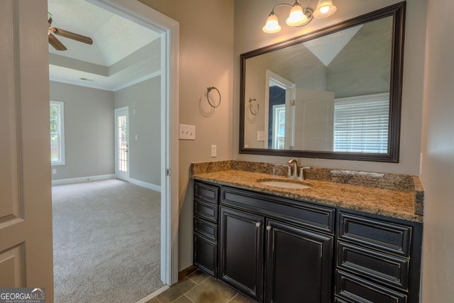 100 Chapman Oak Drive, Newnan, GA 30265