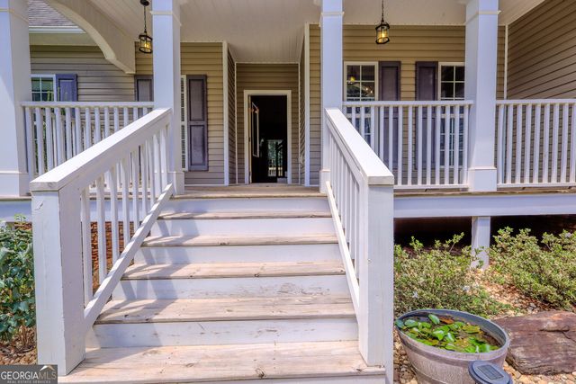 100 Chapman Oak Drive, Newnan, GA 30265